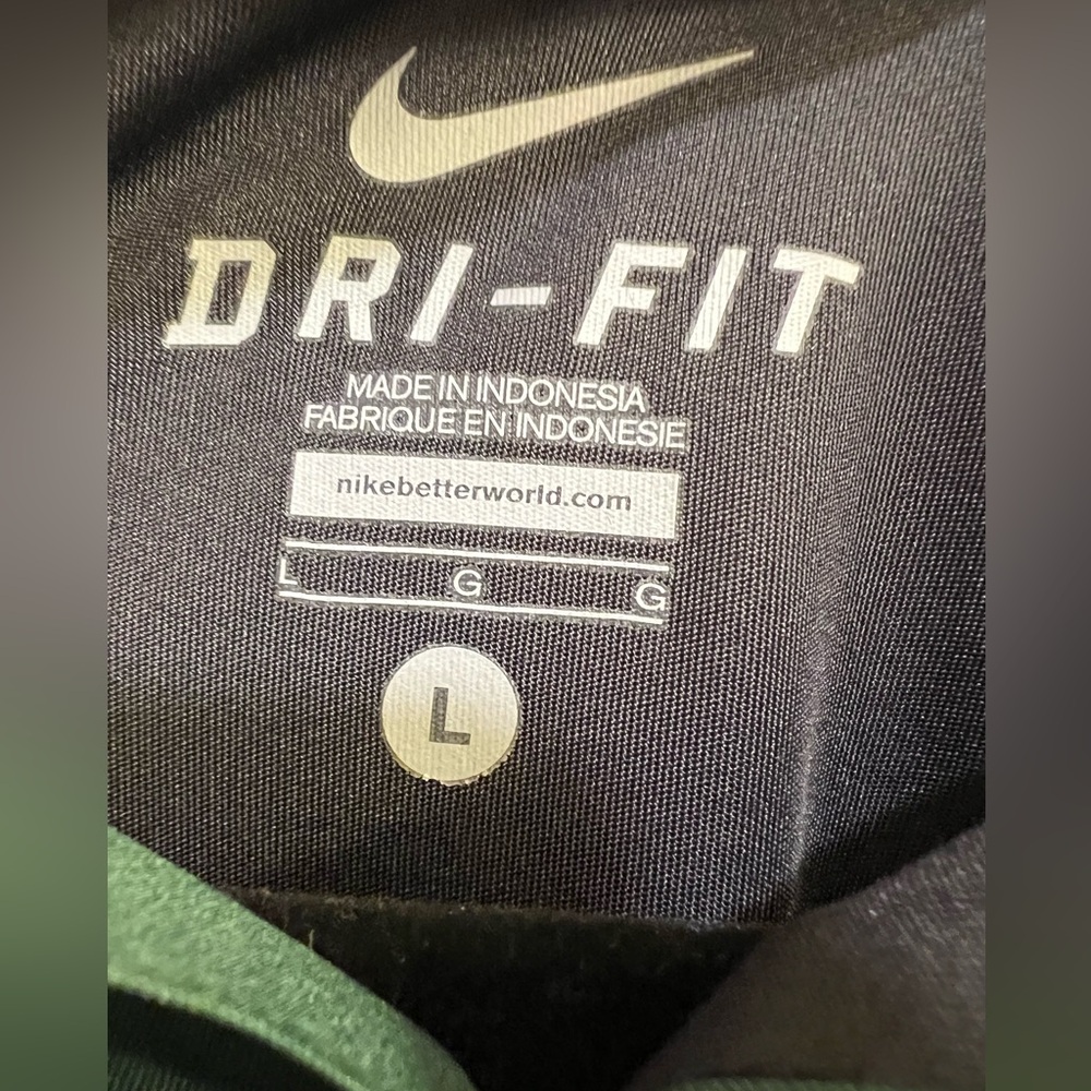 Nike Gray and Green Polo Shirt - Picture 3 of 3